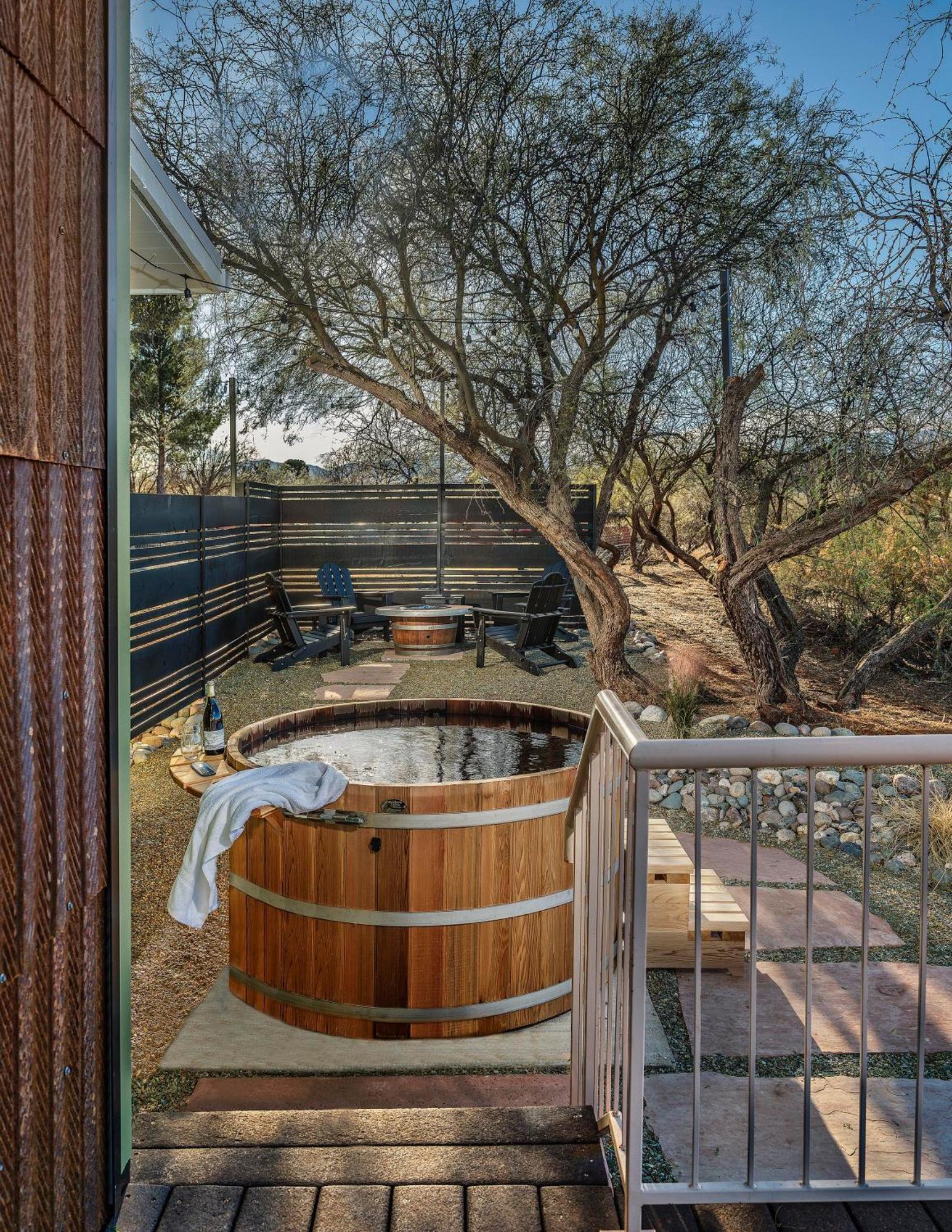 Tu'Nlii House Creekfront Hot Tub Fire Pit Villa Cornville Exterior photo